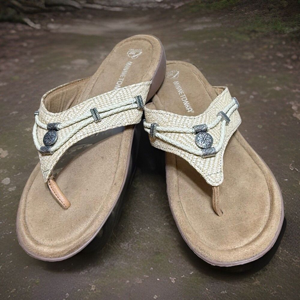 Silverthorne Minnetonka 360 White Beaded Leather Thong Sandals Women Size 9M